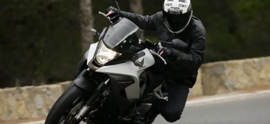 TEST: Faccia a Faccia con la Honda Crossrunner