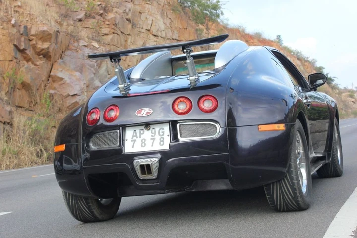 Suzuki Bugatti Veyron