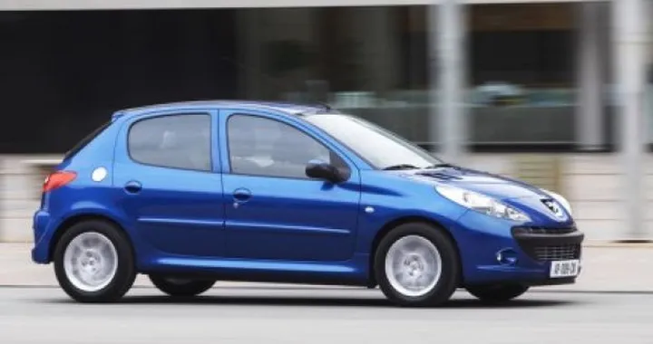 Peugeot 206 Plus: ora anche a GPL