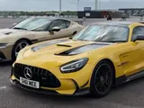 Ferrari 12 Cilindri VS Mercedes-AMG Black Series: chi vincerà? [VIDEO]