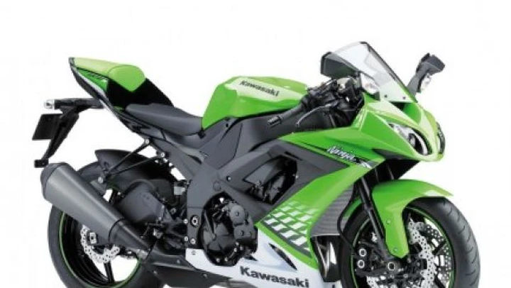 Kawasaki Ninja ZX-10R 2010: dati e foto ufficiali