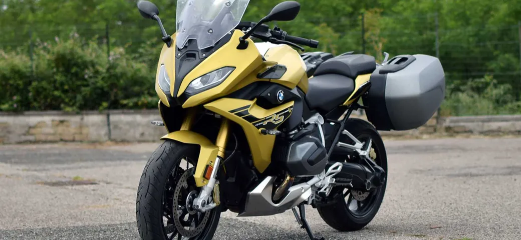 BMW R 1250 RS, la prova su strada della Sport Tourer bavarese (VIDEO)