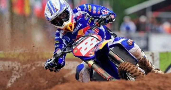 Yamaha ringrazia Cairoli e il Team De Carli: nel 2010 si interrompe il rapporto vincente con la casa dei tre diapason