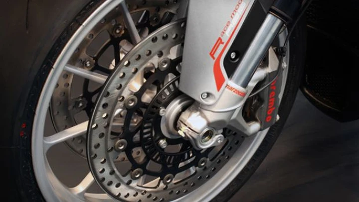 MV Agusta: ABS sulla Brutale 4 cilindri 2013