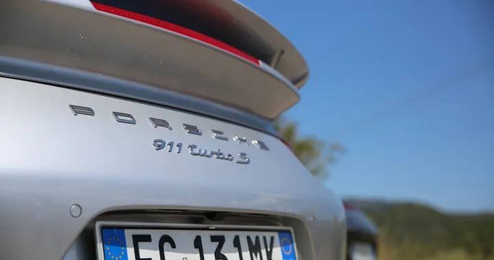 Come fare la visura di una targa
