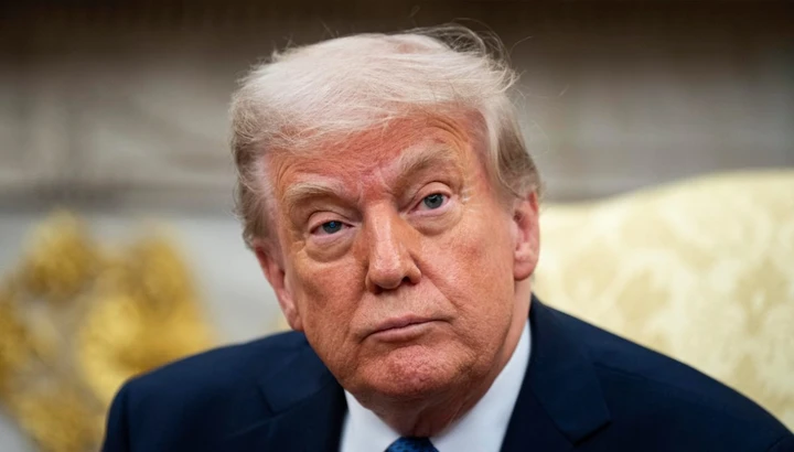 Trump mantiene la promessa, stop agli incentivi per le auto elettriche