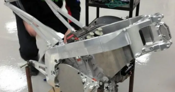 MotoGP: Paul Bird presenta il telaio GPMS su Twitter