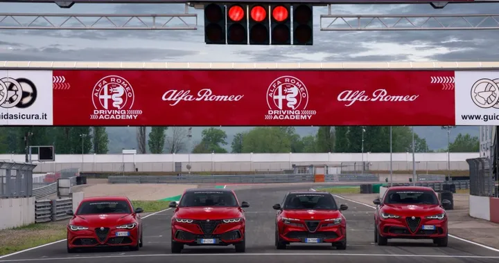 Nuova Alfa Romeo Driving Academy: corsi su pista, guida sicura e sportiva