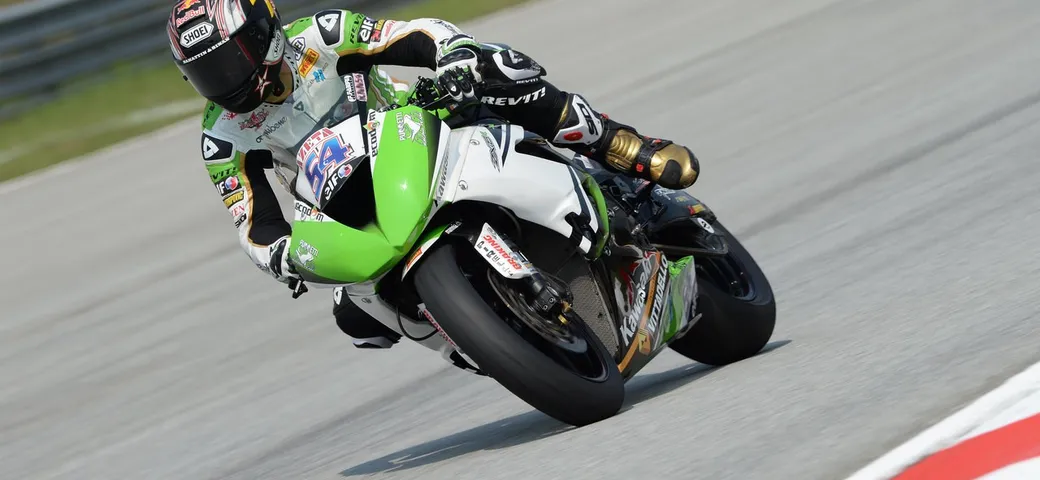Supersport Jerez, Sofuoglu svetta nel Day-1, Cluzel KO