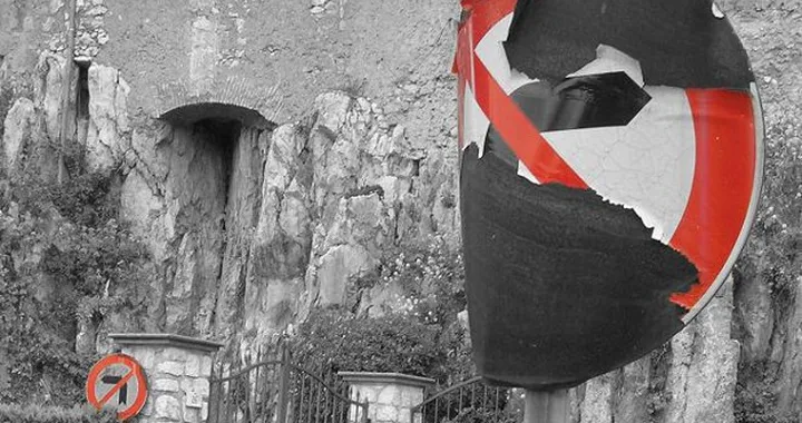Sicurezza stradale: la segnaletica causa il 30% degli incidenti