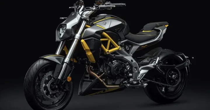 Zongshen Cyclone RA1000: la naked che arriva in ritardo