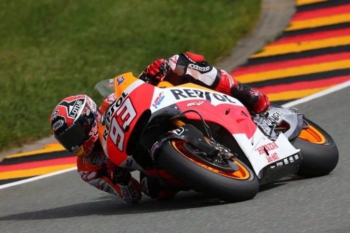 MotoGP Germania 2014, Marquez in pole: 