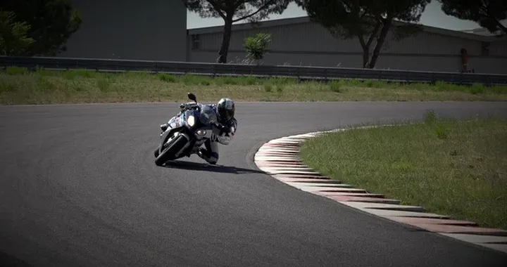 BMW S1000 RR - Trailer