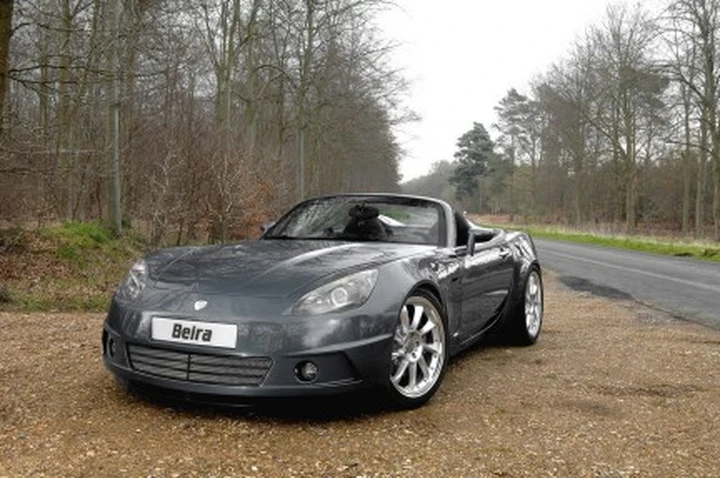 Breckland Beira: quando una Solstice monta un V8