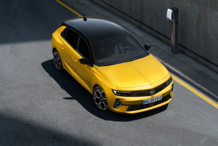Opel Astra 2022: prezzo, motori, uscita