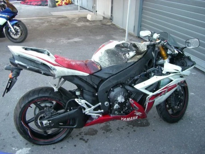 Tanto la moto non è mia!