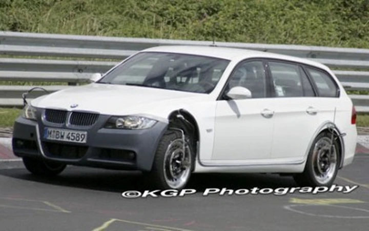 Bmw Serie V:  foto spia del nuovo crossover tedesco
