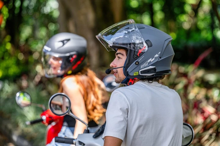 Sena Vortex: l’interfono sottile da 37 grammi che costa 169 euro