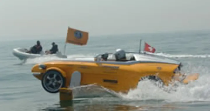 Anche la Rinspeed Splash attraversa la Manica