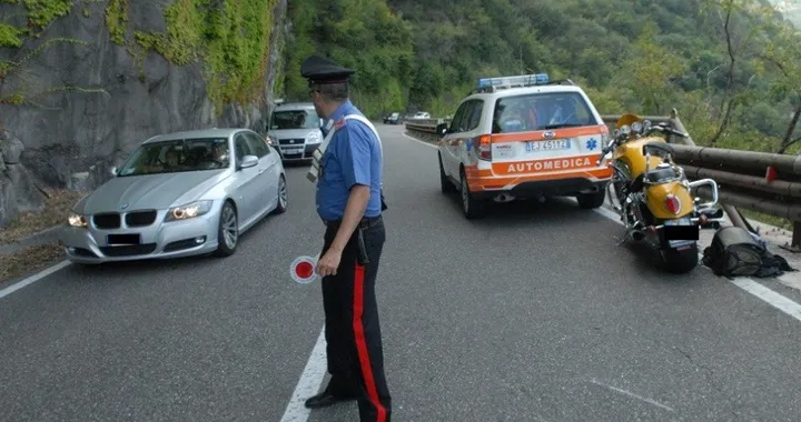 Incidenti stradali: nel 2016 meno morti ma più incidenti