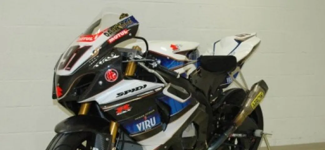 WSBK: La Suzuki Alstare 2010 nella livrea definitiva