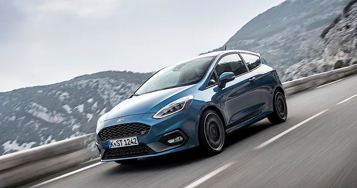 Nuova Ford Fiesta ST: primo contatto con la hot hatch dell'ovale blu