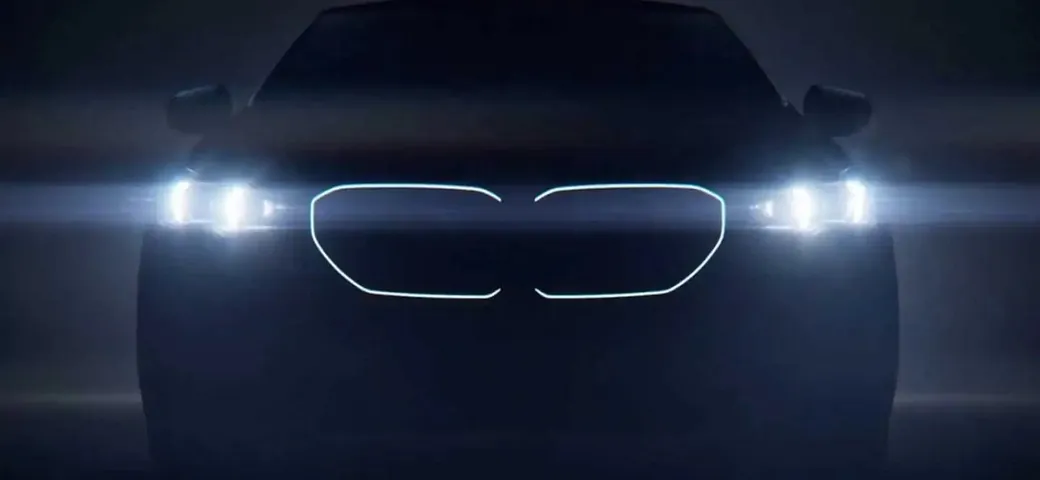 BMW i5: prima immagine degli interni