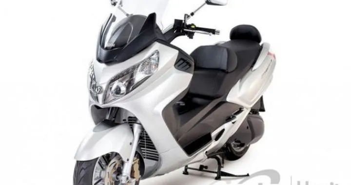 Eicma 2010: Sym Maxsym 400 e novità 2011