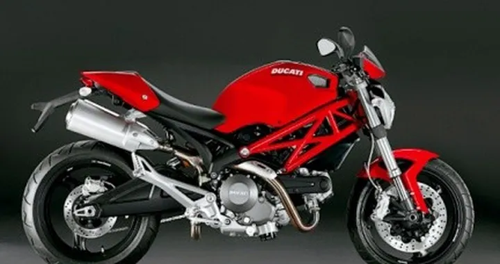 Tutto pronto per l'arrivo del nuovo Monster 696