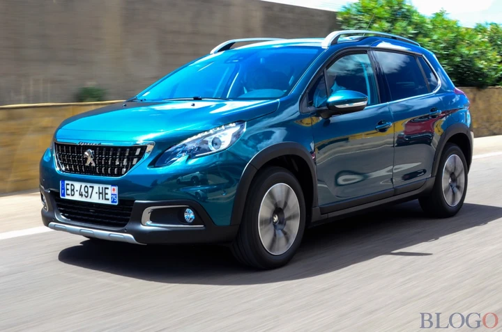 Peugeot 2008: primo contatto con il facelift