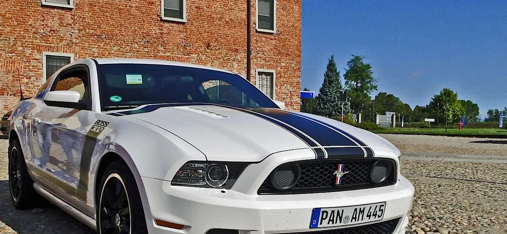 Ford Mustang: raduno in pista a Vairano
