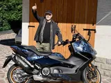 Il nuovo Yamaha TMax 2022 di Vasco Rossi by Aldo Drudi