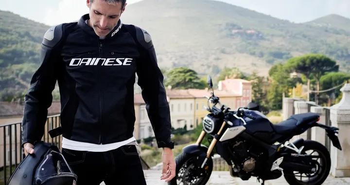 Dainese e Momodesign: insieme per abbigliamento e accessori