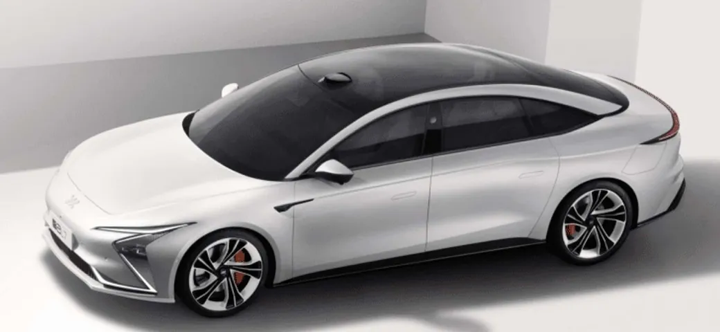 IM Motors L6: la berlina elettrica di lusso con 1.000 km di autonomia ha l'ok della Cina