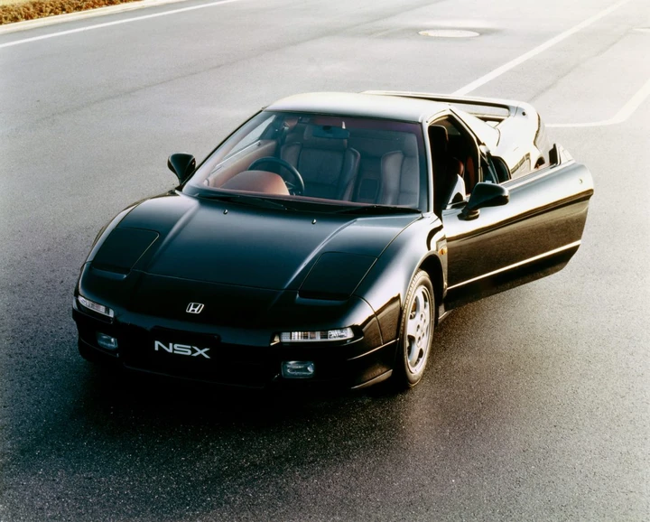 Honda NSX, i 35 anni di una 
