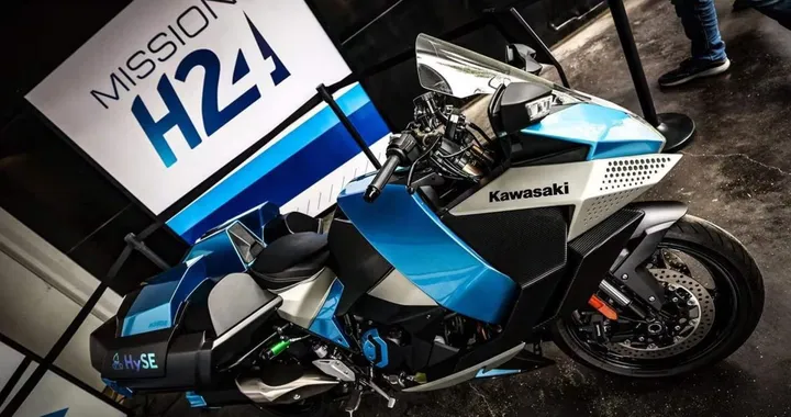 Kawasaki H2 HySE: il futuro dell'idrogeno tra mille sfide tecniche