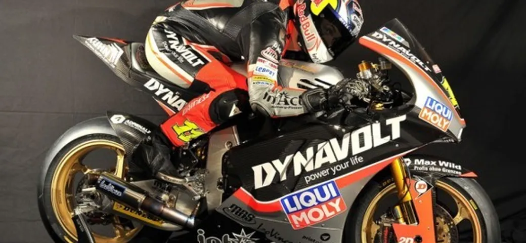 Moto2: Sandro Cortese svela la Kalex del team Dynavolt Intact GP