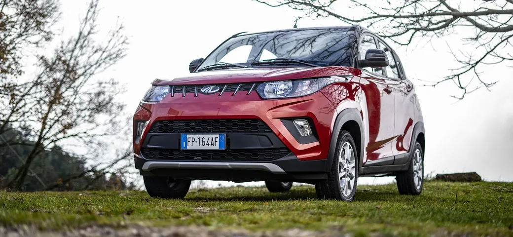 Mahindra KUV100: Video