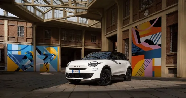 Fiat 600, nella versione benzina da 100 CV arriva il cambio manuale