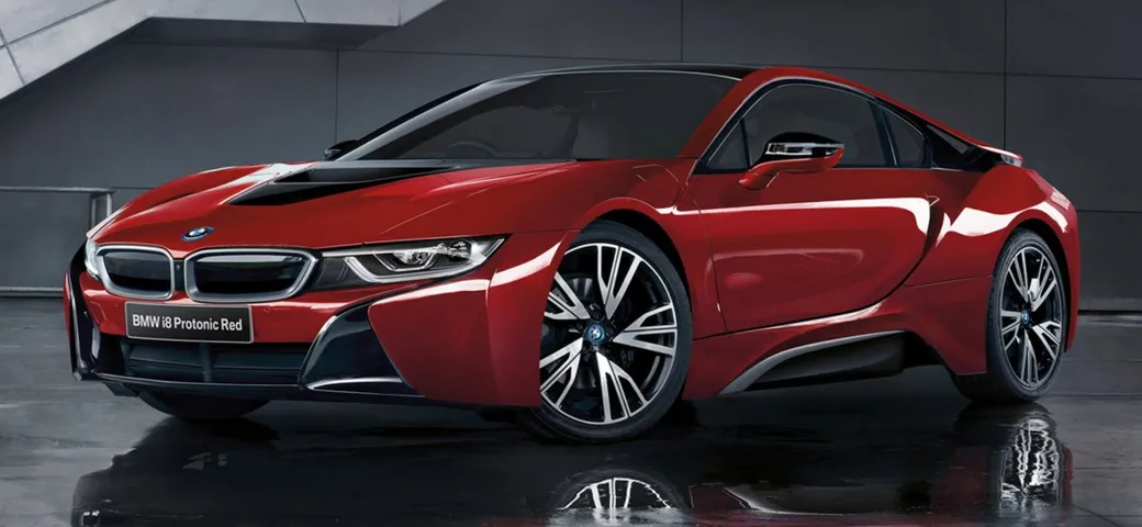 BMW i8: la Protonic Red diventa Celebration Edition