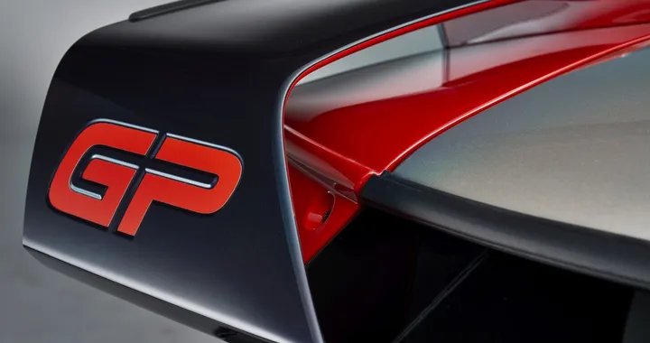 Nuova Mini John Cooper Works GP: teaser e prime informazioni
