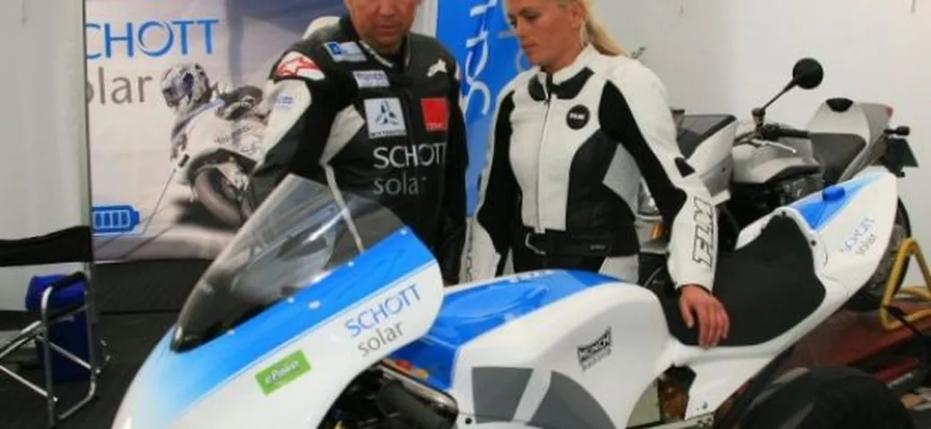 Katja Poensgen ha provato una moto elettrica da pista