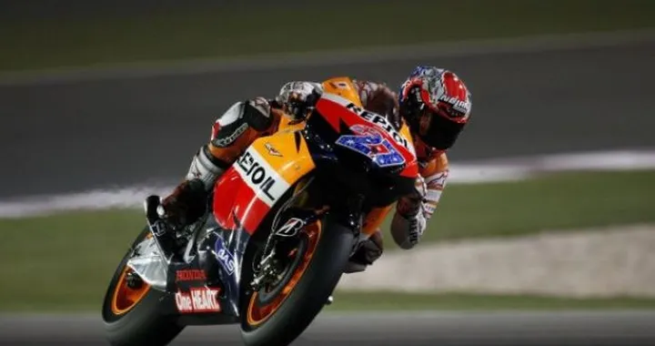 MotoGP: Casey Stoner velocissimo precede ancora Pedrosa. 9° tempo per Valentino Rossi