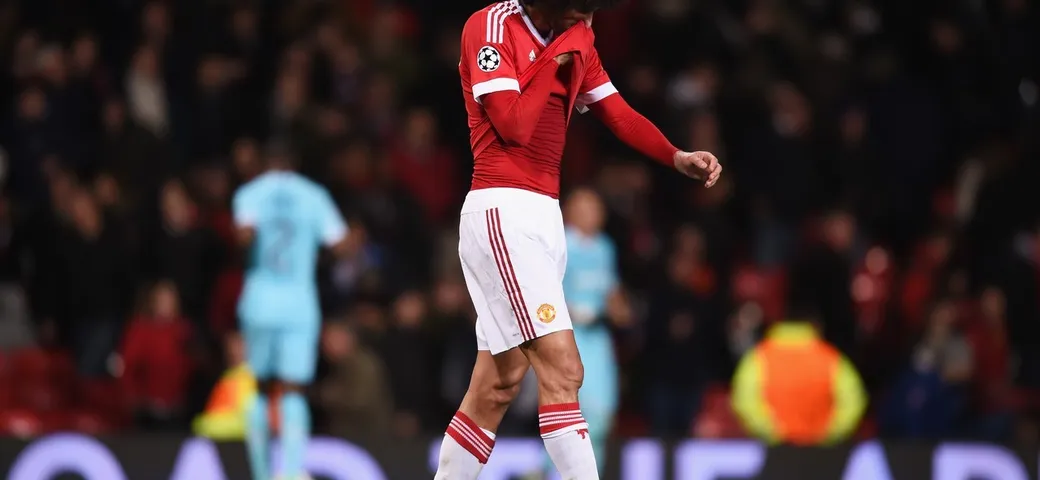 Fellaini fa il bis: due multe in sei minuti, patente sospesa