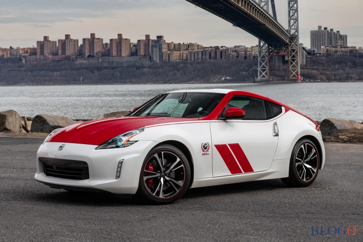 Nissan 370Z: la special edition in omaggio ai 50 anni di Z-car