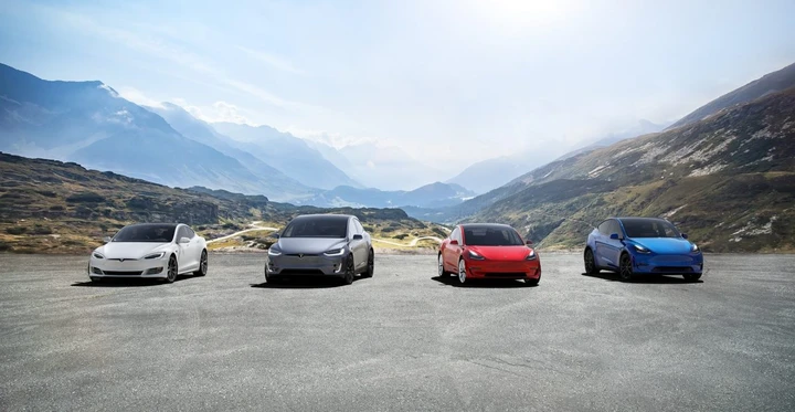 Tesla crollo dei prezzi fra le usate: nessuno le vuole