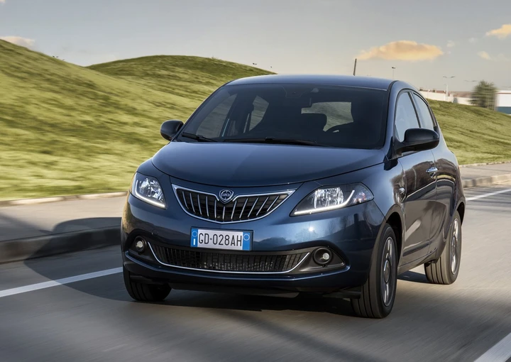 Lancia Ypsilon 2021: il restyling