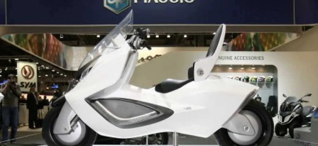 Eicma 2009: prototipo Piaggio USB ibrido