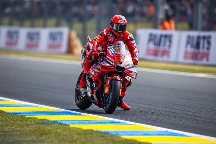 Marc Marquez vince la Sprint del GP Germania e allunga in classifica