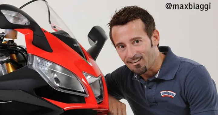 Max Biaggi è su Twitter